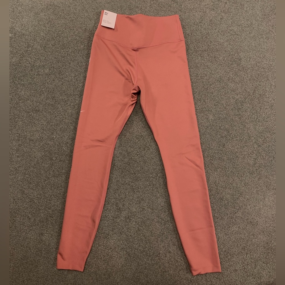 Nike Womens Leggings NWT